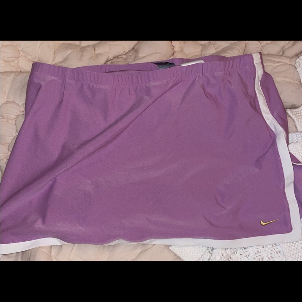 *sold* Nike Dri-FIT tennis skort